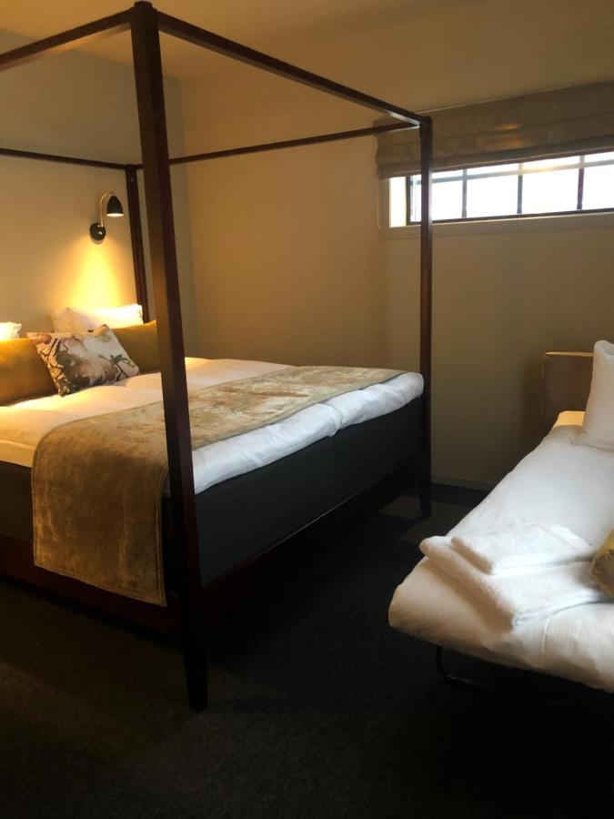 Hotell Viktors ซาเลน ภายนอก รูปภาพ