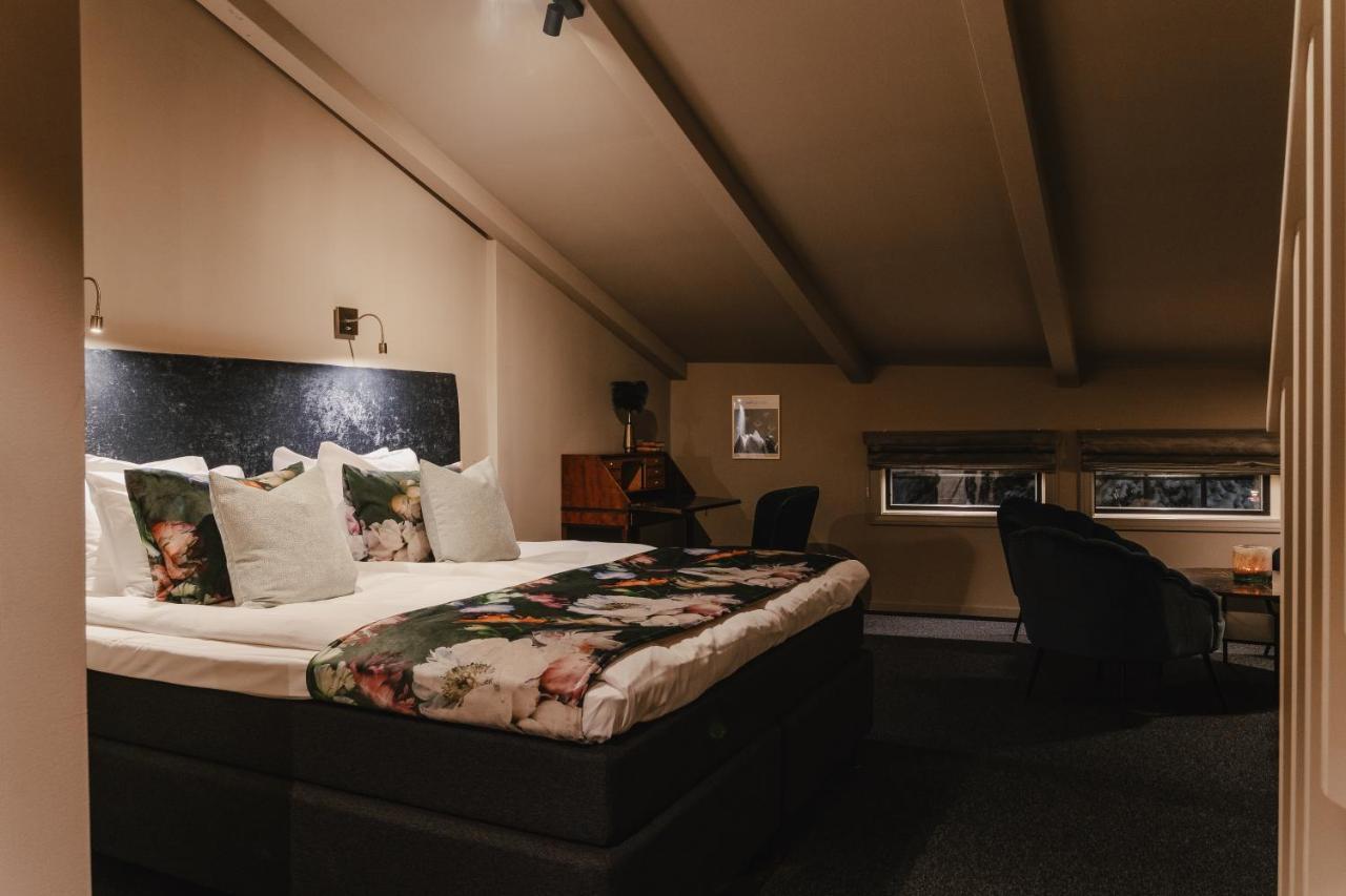 Hotell Viktors ซาเลน ภายนอก รูปภาพ