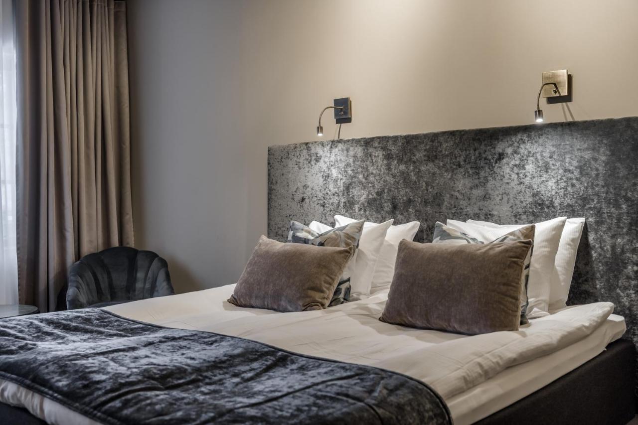 Hotell Viktors ซาเลน ภายนอก รูปภาพ