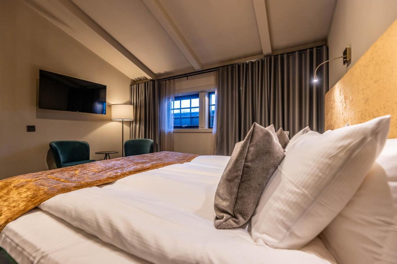 Hotell Viktors ซาเลน ภายนอก รูปภาพ